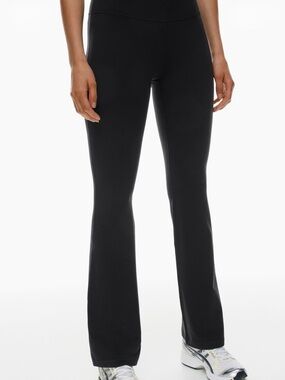 TnaBUTTER™ Atmosphere Flare Hi-Rise Legging
